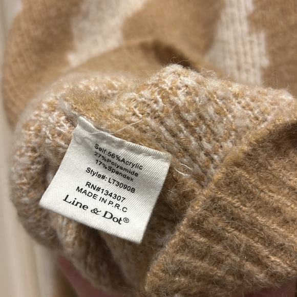 Line and dot Keaton Sweater Size Medium Camel - Picture 3 of 6